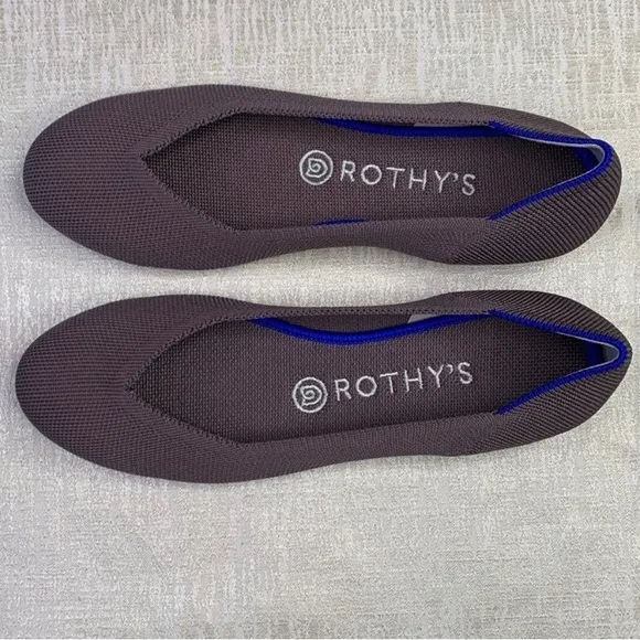 💫HP‼️💫 NWOT Rothy’s Round Toe Loafers in Gray w/ Royal Blue Piping, Size 7.5