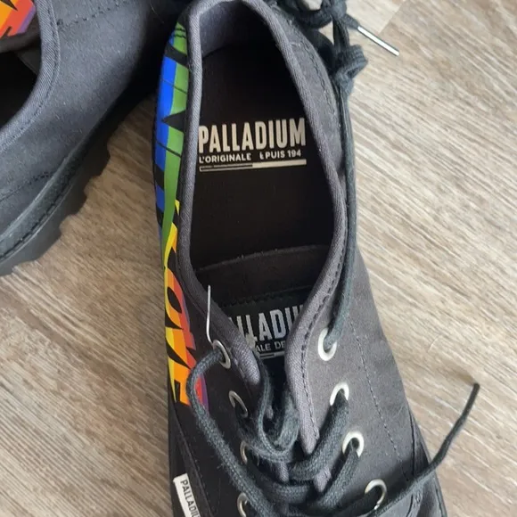🎉HP🎉Palladium Love United Black Canvas Shoes Size M9/W10