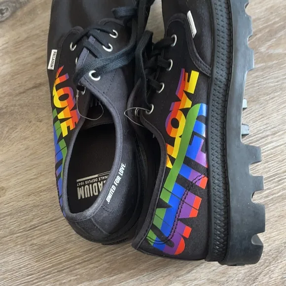 🎉HP🎉Palladium Love United Black Canvas Shoes Size M9/W10