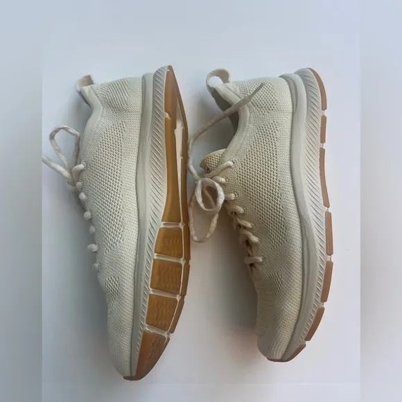 Hylo Vegan Running Shoes, Size 10