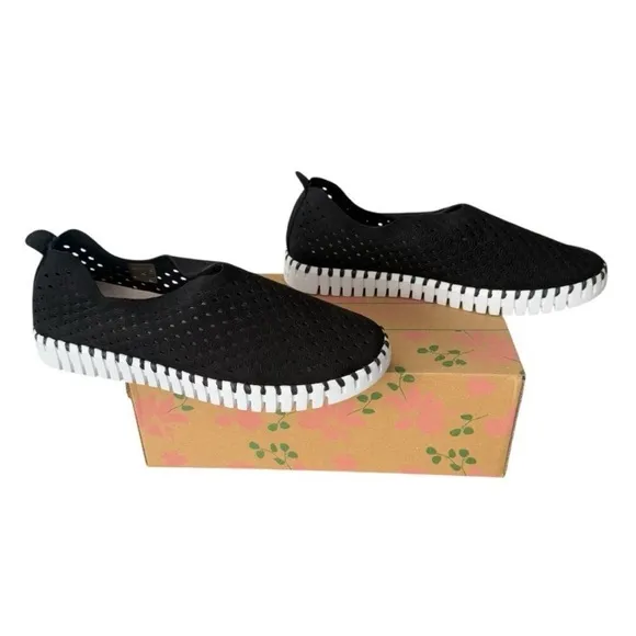 ILSE Jacobsen Hornbaek Style Tulip 139 Perforated Women’s Black Slip-On Shoes 39