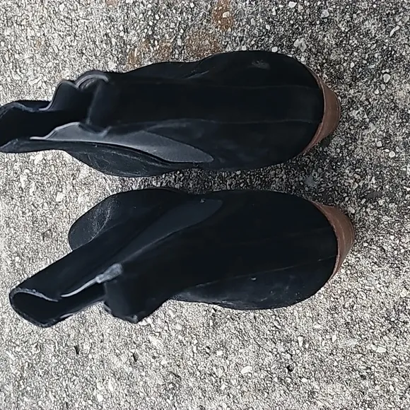 IRO YVETTE ANKLE BOTTIES WESTERN STYLE BLACK SUEDE SIZE 38 (US 8)