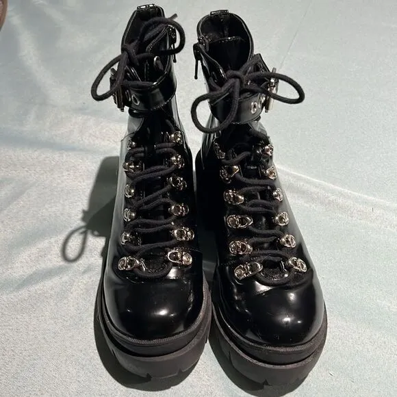Jeffrey Campbell Czech Faux Patent Leather Combat Boots Size 6 B51