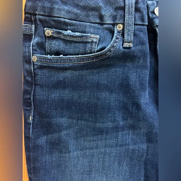 Joe’s Jeans Hi Honey Bootcut Avianna Wash | Curvy Fit | W33 | Dark Blue EUC
