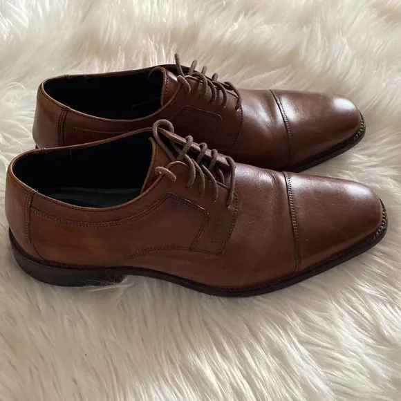 Johnston &amp; Murphy brown leather Oxford shoes