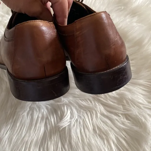 Johnston &amp; Murphy brown leather Oxford shoes