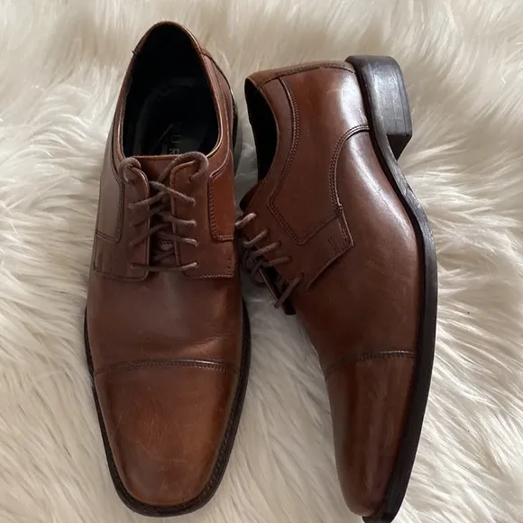 Johnston &amp; Murphy brown leather Oxford shoes