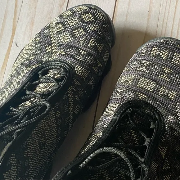 Jordan Horizon Premium “BHM” Size 9.5