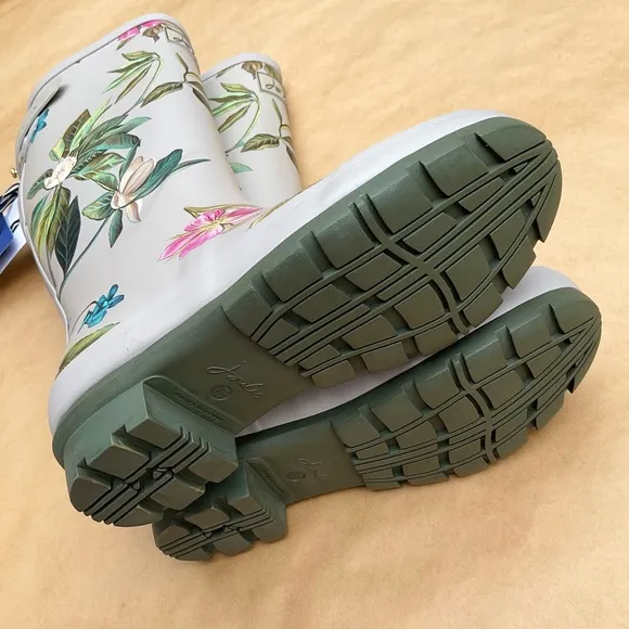 Joules ❉ Silver Floral Welly Rain Boots Size 6