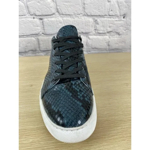 Kenneth Cole Blue Python Snakeskin Sneakers Shoes size 8.5 NWT Animal Print Shoe
