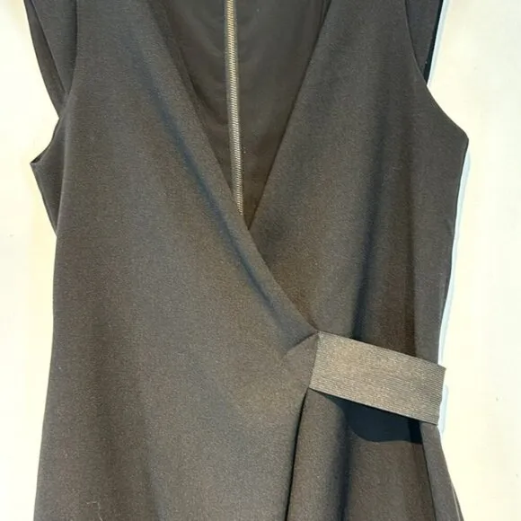Kenneth Cole New York little black dress with elastic waist detail size medium