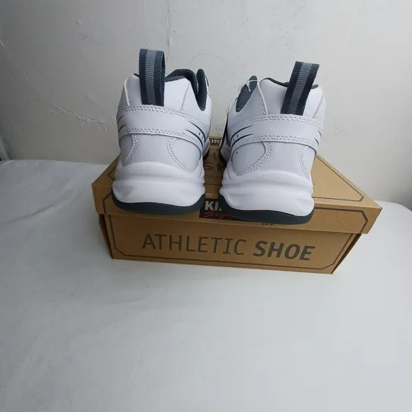 Kirkland signature Athletic men's‎ shoes