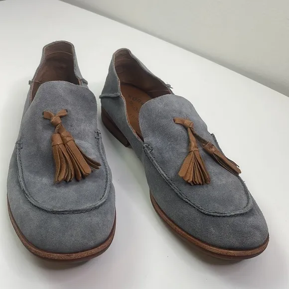 Kork-Ease Slate Blue Suede Leather Tasseled Loafer 8.5 M.