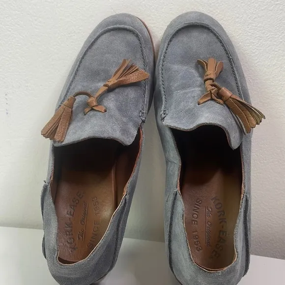 Kork-Ease Slate Blue Suede Leather Tasseled Loafer 8.5 M.