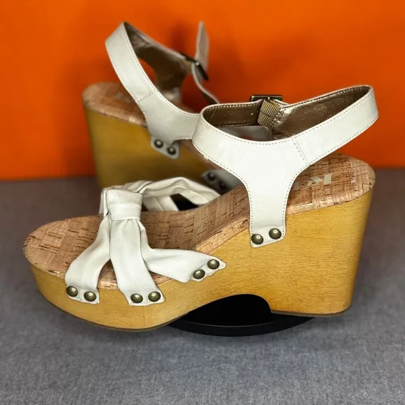 KORKS Dawson Platform Wood Wedge Sandal Light Grey Size 9 M