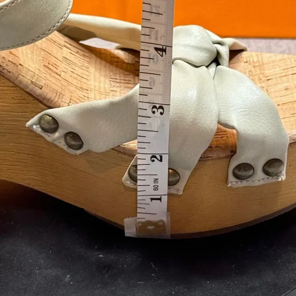 KORKS Dawson Platform Wood Wedge Sandal Light Grey Size 9 M