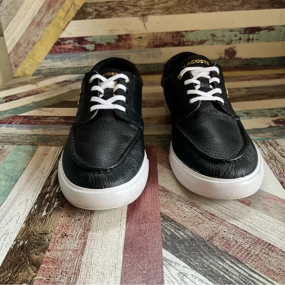 Lacoste Men's Bayliss-Deck Boat Shoes Sneakers  Lace-Up Black/White EUC SZE 9