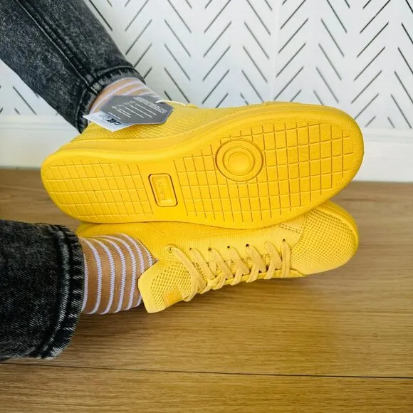 🤩Lacoste Womens Casual Preppy Shoes Sz 6.5(7.5) Carnaby Piquee Sneakers Yellow
