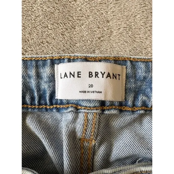 Lane Bryant Size 20 Denim Cropped Wide Leg Ripped Jeans Light Wash Plus