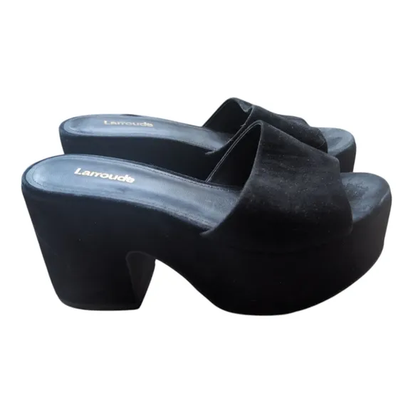 Larroude Miso Platform Sandal Shoe Size: 6.5 Color: Black