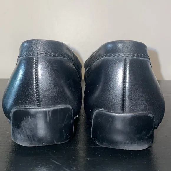 Lauren Ralph Lauren Christiana Black Leather Loafers. Size 8.  Rubber Soles.