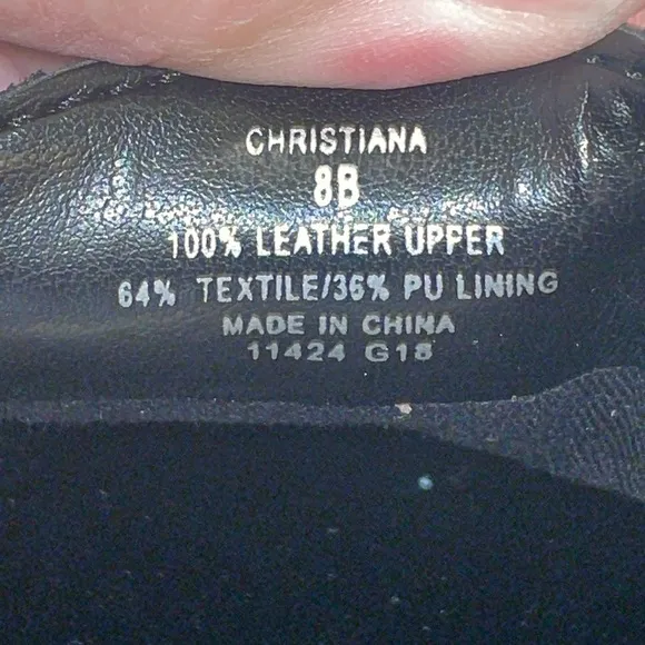 Lauren Ralph Lauren Christiana Black Leather Loafers. Size 8.  Rubber Soles.