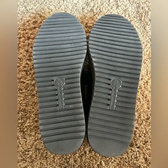 LE’Amour Des Pieds/ YOCCO/ NWOT OR BOX/ size  7.5/ Black Never worn !