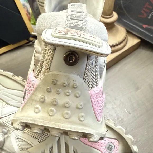 Li-Ning pavtrac Vintage White and Pink Sneakers with Chunky Design size 7.5