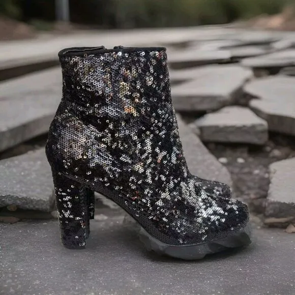 Liliana Black   Silver Sequin Heels Zipper Bootie Boots Women’s Sz 10