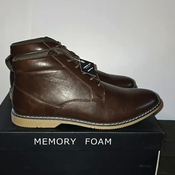 London fog men's size 11 LFM=TYLER CHUKKA BROWN LEATHER SHOES**