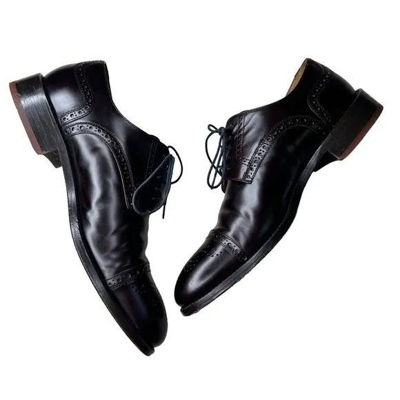 Lorens Men’s Leather Wing Tip Oxford Shoes. Size 41