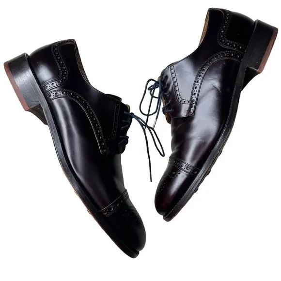Lorens Men’s Leather Wing Tip Oxford Shoes. Size 41