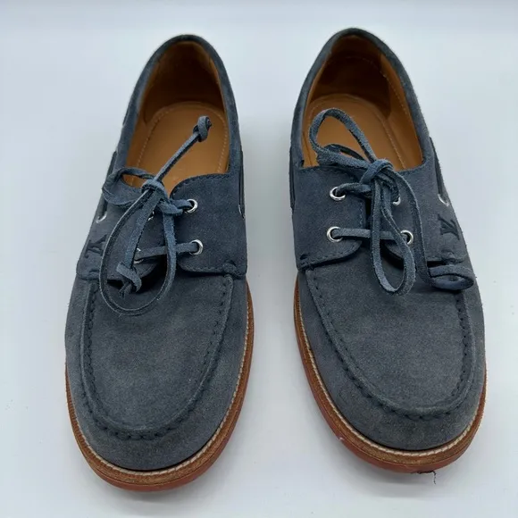 Louis Vuitton Boat Shows Men’s Blue Size 9.5 LV 10.5 US 100% authentic