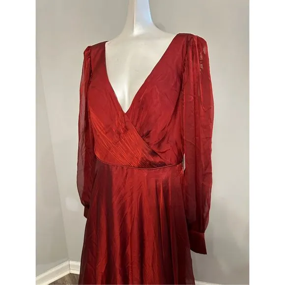 MAC DUGGAL SHEER BLOUSON SLEEVE SURPLICE GOWN