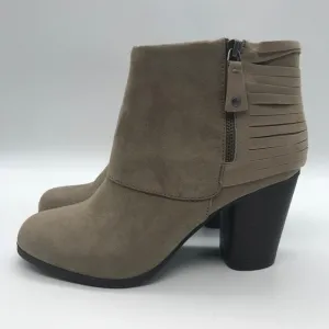 Madden Girl Destroy Suede Ankle Bootie Womens size 9M Taupe Side Zip Heeled Boot