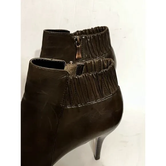 Max Studio •7• BROWN Leather Stiletto High Heel Ankle Boots Shoes Pleated