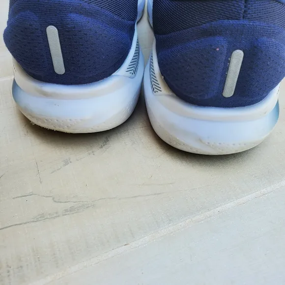 Mens BROOKS Adrenaline Gts running Shoes 9.5W