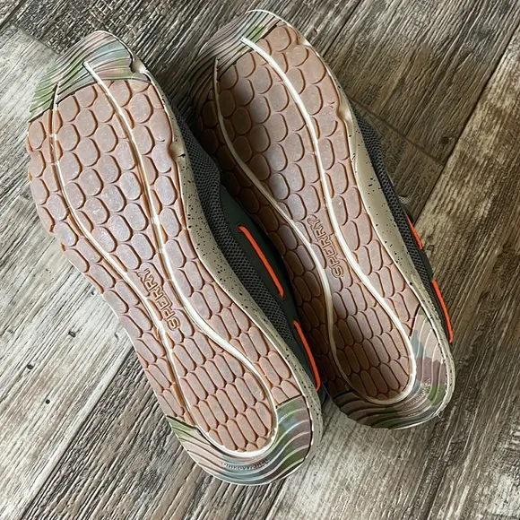 Men’s Sperry 7, Seas 3 Eye Sneaker, Size 9.5