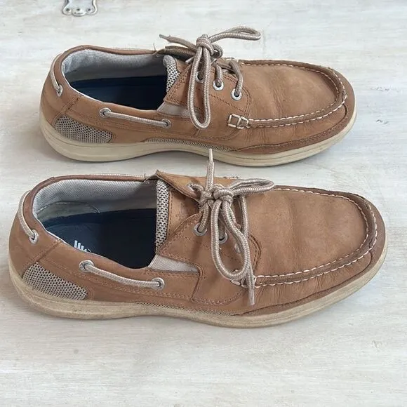 Men’s tan leather dockers boat shoes with shoe strings size 9.5W