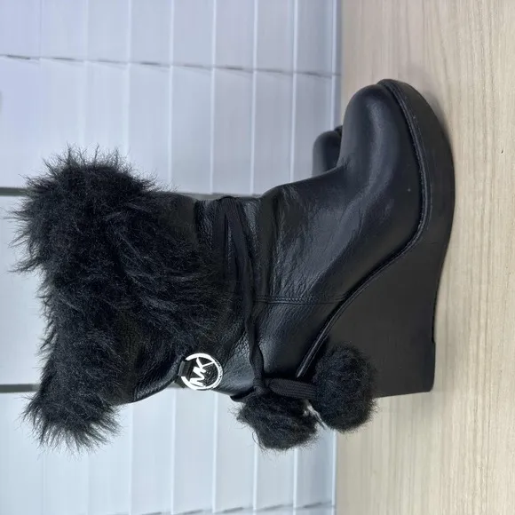 Michael Kors Shoes Women Size 5.5 Black Faux Fur Platform Wedge Goth Ankle Boots