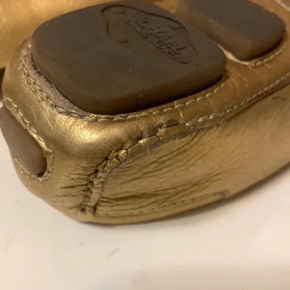 MICHAEL KORS SZ 5M FLATS, GOLD, LEATHER PREOWNED