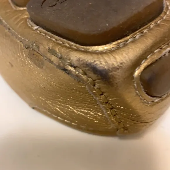 MICHAEL KORS SZ 5M FLATS, GOLD, LEATHER PREOWNED