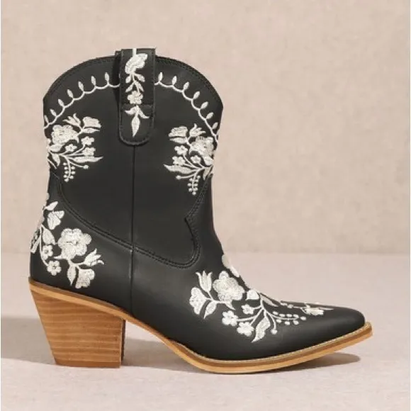 MIIM CAROLINE Black Faux Leather Embroidered Western Heeled Cowboy Boots