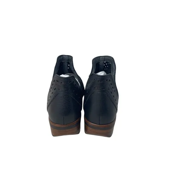 Naot Shoes Women's Size 9 - 9.5 Black Perforated Rivotra Bootie Leather