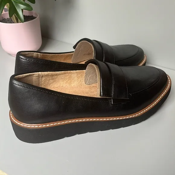 Naturalizer Adilene Black Leather Shoes
