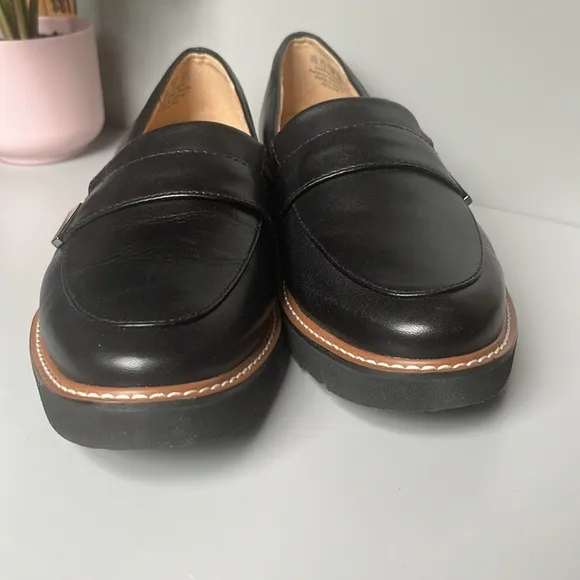 Naturalizer Adilene Black Leather Shoes