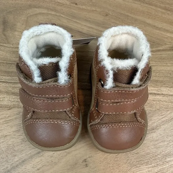 New $55 Baby Newborn UGG Rennon II Suede Chestnut Fur Crib Boots Shoes Size 0/1