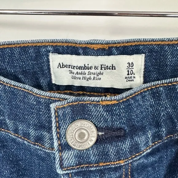 New Abercrombie &amp; Fitch Ankle Straight Jeans Ultra High Rise Denim 30 10L