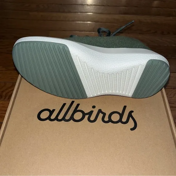 NEW Allbirds Merino Wool Runner Up Mizzle Sneakers Green Women's Size 5