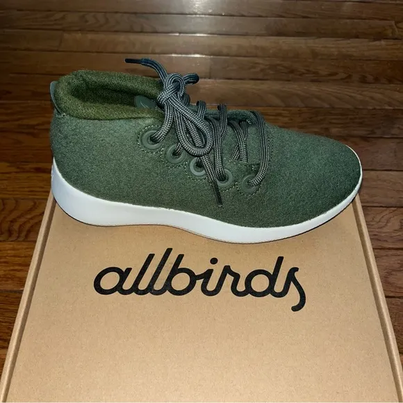 NEW Allbirds Merino Wool Runner Up Mizzle Sneakers Green Women's Size 5